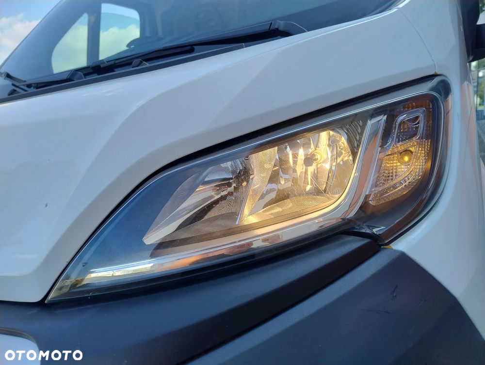 Peugeot BOXER PO LIFTINGU 2.2 HDI (130KM) 6-BIEGÓW (L2H2) STAN IDEALNY KLIMA TEMPOMAT NIE MA RDZY SERWIS KM ! ! ! - 25