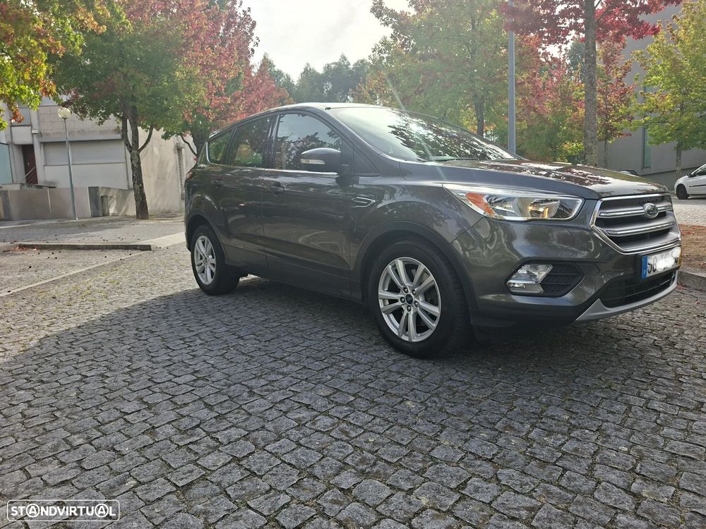 Ford Kuga - 18