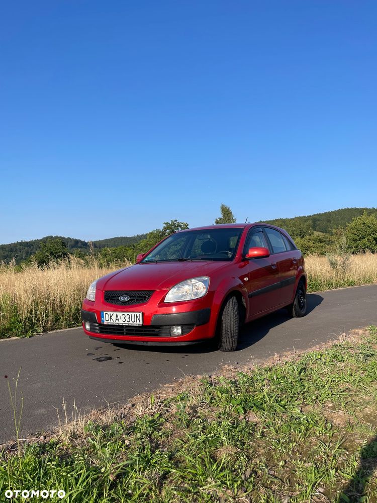 Kia Rio - 6