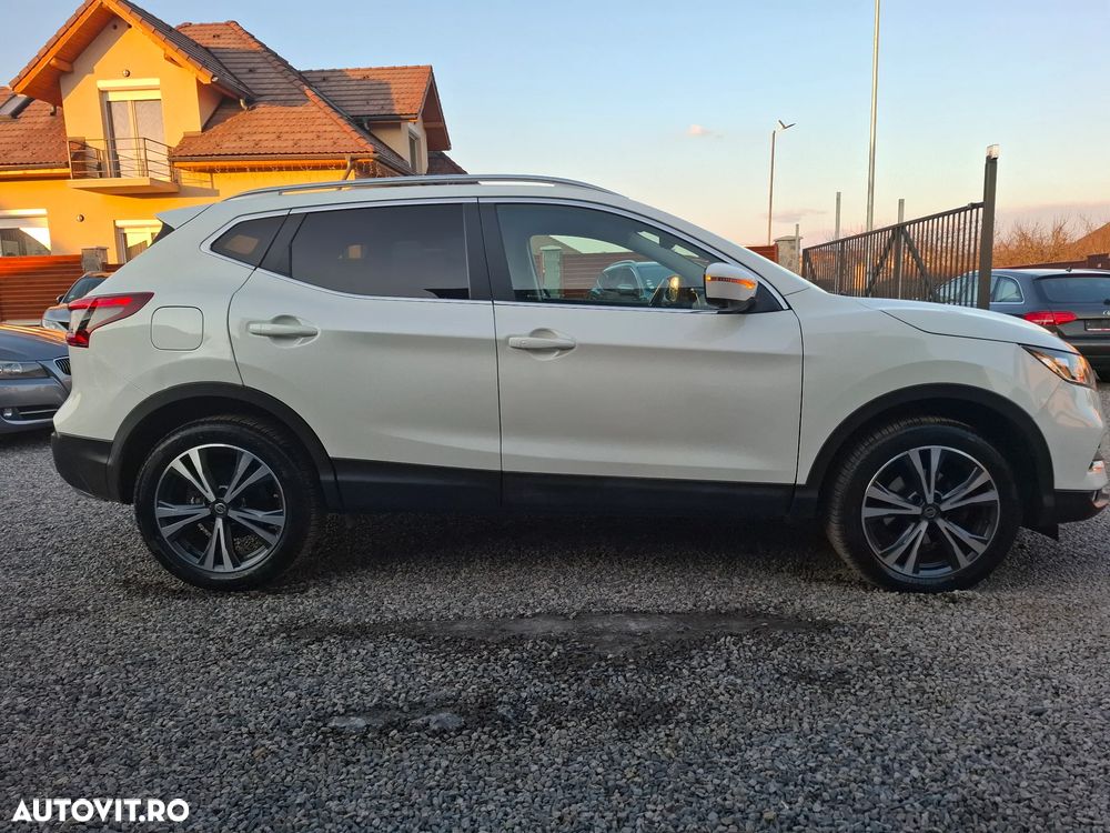 Nissan Qashqai 1.5 DCI Start/Stop N-Connecta - 14
