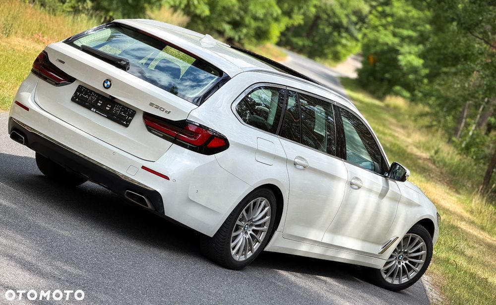 BMW Seria 5 530d xDrive mHEV Luxury Line - 15