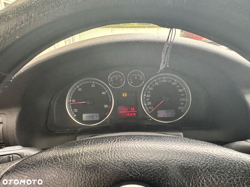 Volkswagen Passat 1.9 TDI Basis - 10