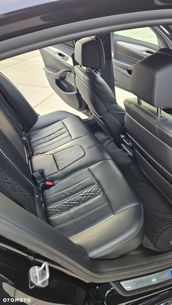 BMW Seria 5 540d xDrive M Sport sport - 13