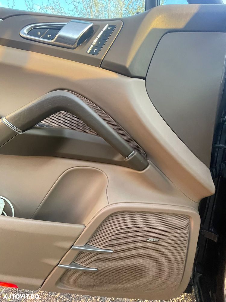 Porsche Cayenne S Tiptronic S - 6