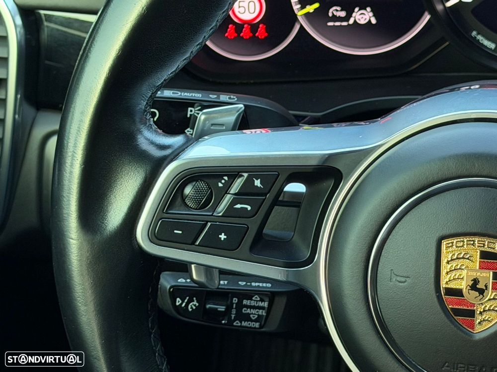 Porsche Cayenne Coupé E-Hybrid Tiptronic S - 38