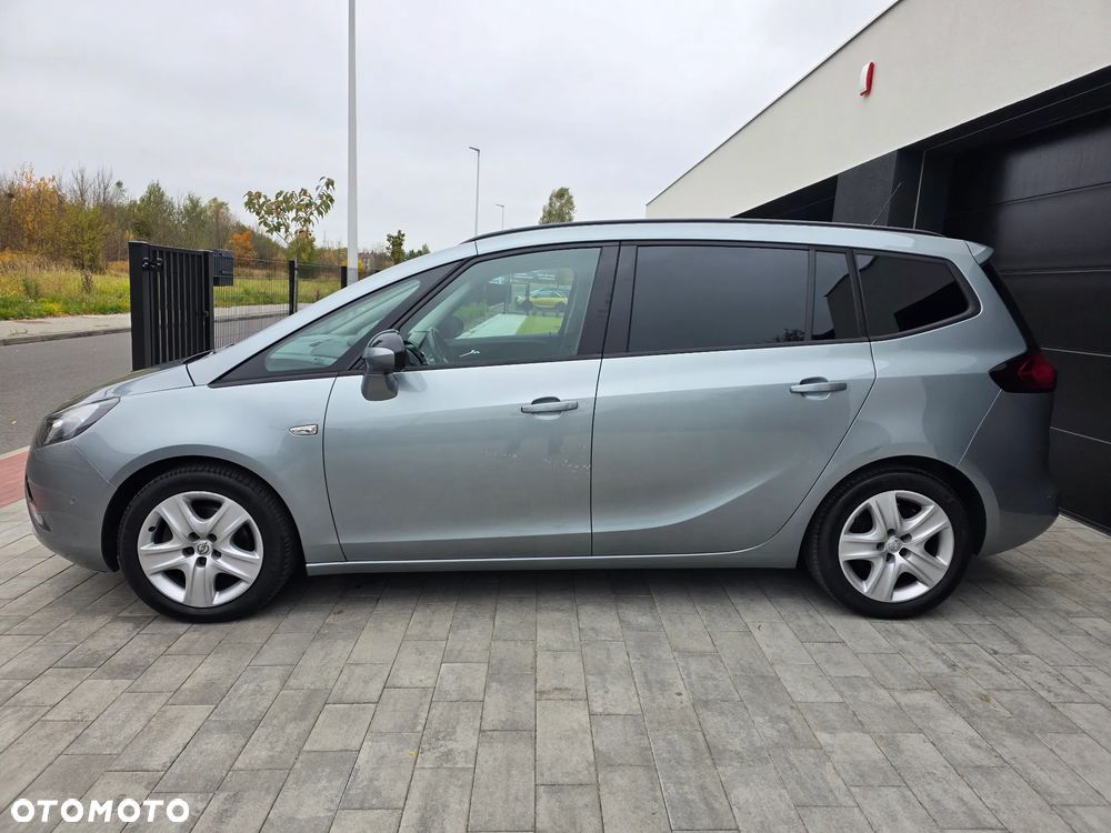 Opel Zafira 2012
