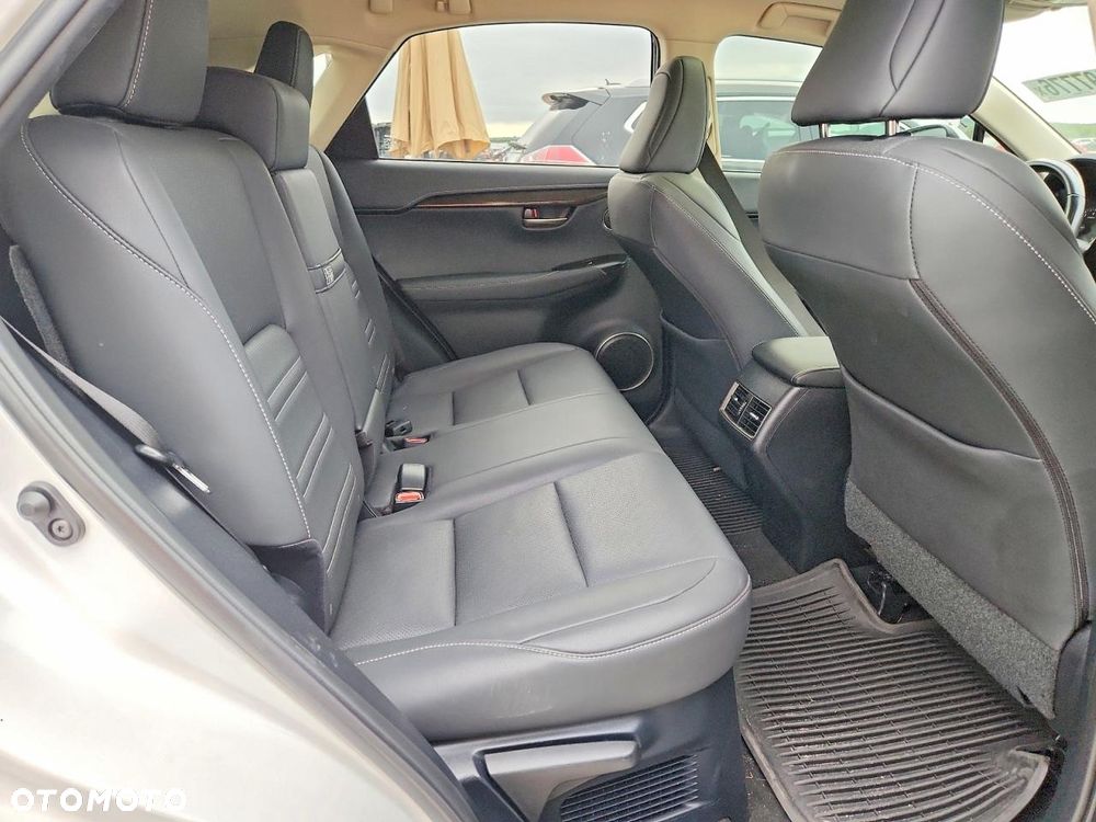 Lexus NX 300 Comfort AWD - 10