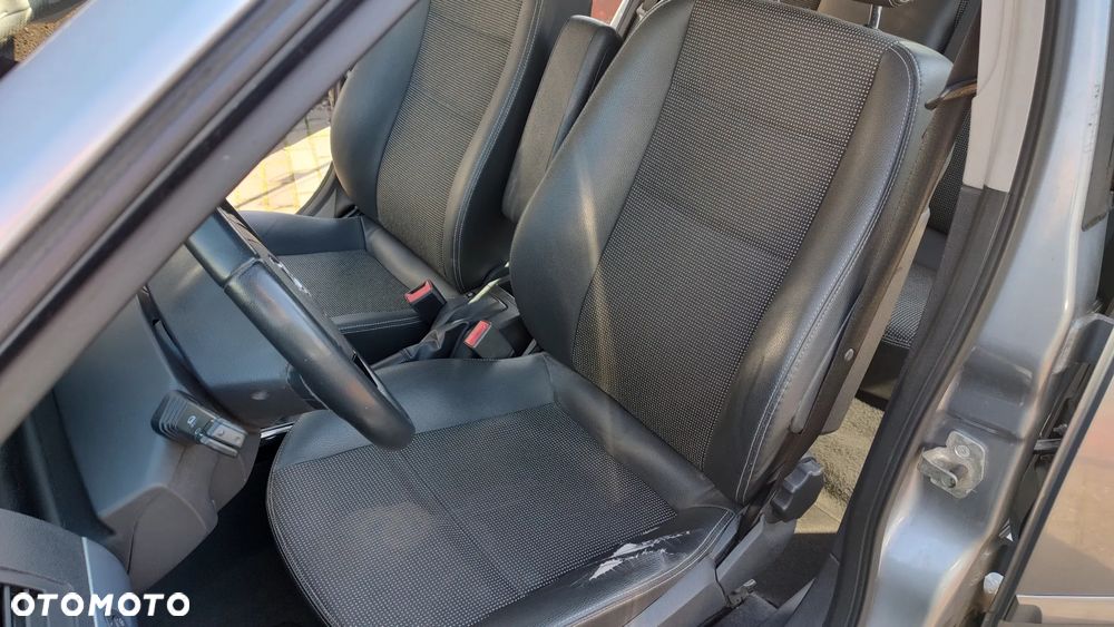Opel Astra - 11