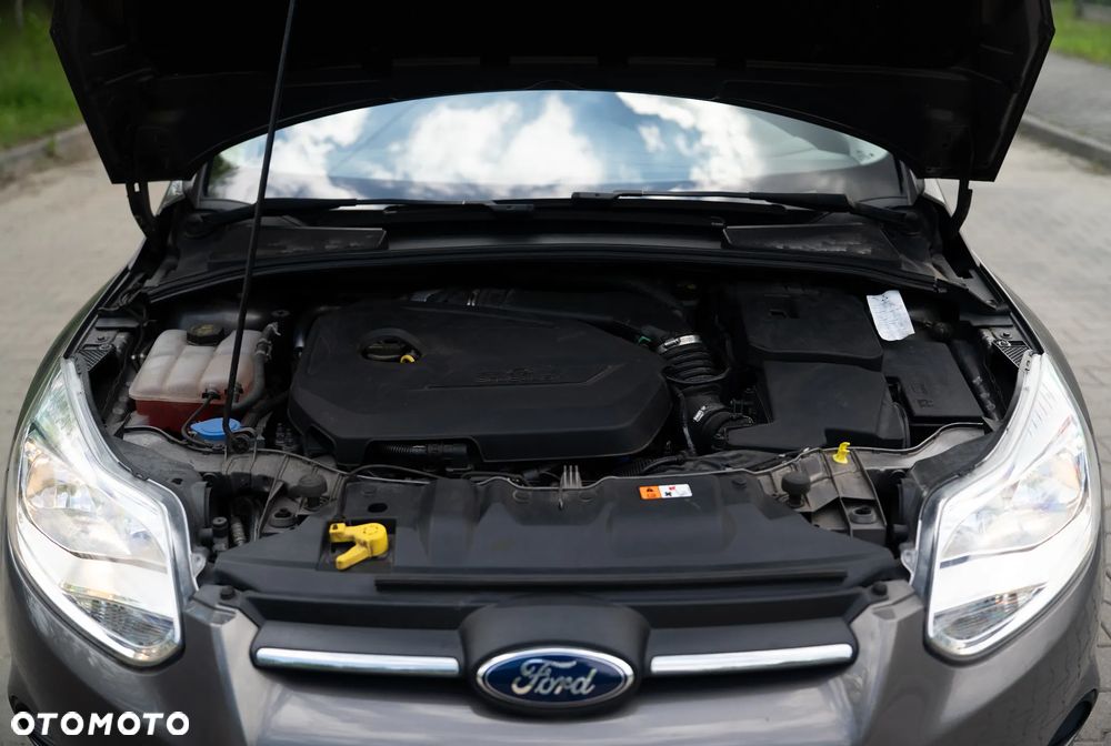 Ford Focus 1.6 EcoBoost Start-Stopp-System Trend - 17
