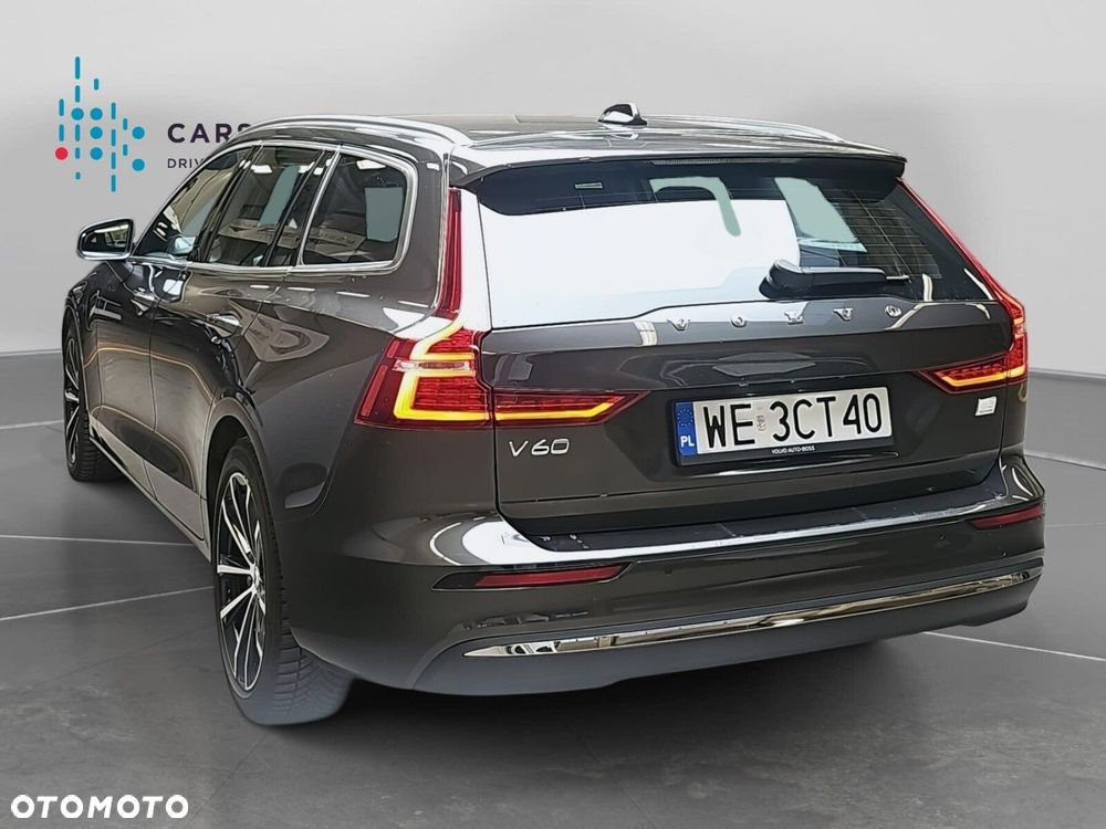 Volvo V60 T6 AWD Plug-In Hybrid Core - 24