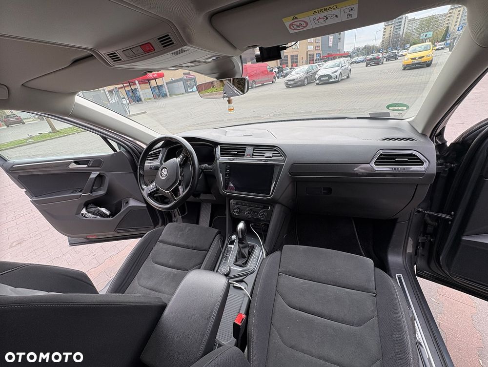 Volkswagen Tiguan Allspace 2.0 TSI 4Mot Highline DSG - 10