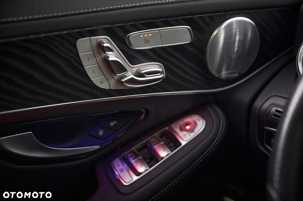 Mercedes-Benz GLC 220 d 4-Matic - 31