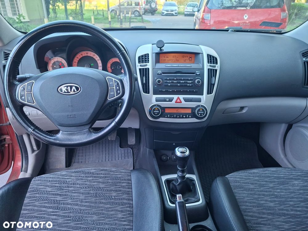 Kia Ceed 1.6 Optimum - 10