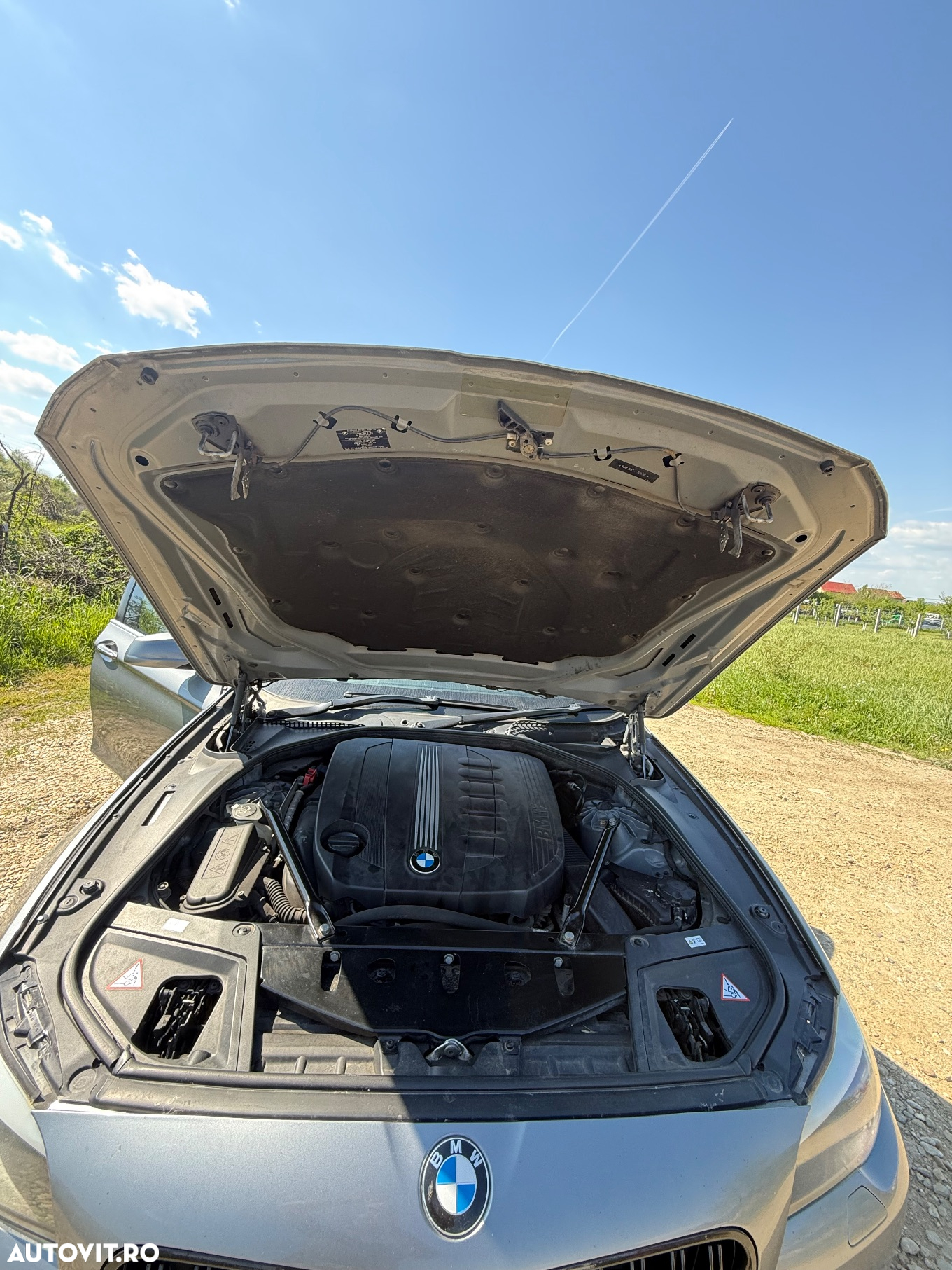 Dezmembrez bmw f10 530d 245 HP N57D20A culoare A52 SPACEGRAU METALLIC  motor  perfect funcțional cutie automată navigație android cu Apple car play - 5