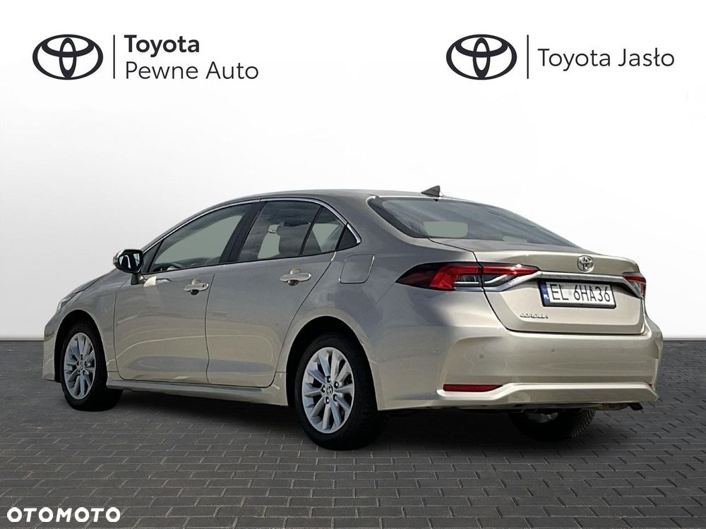 Toyota Corolla - 3