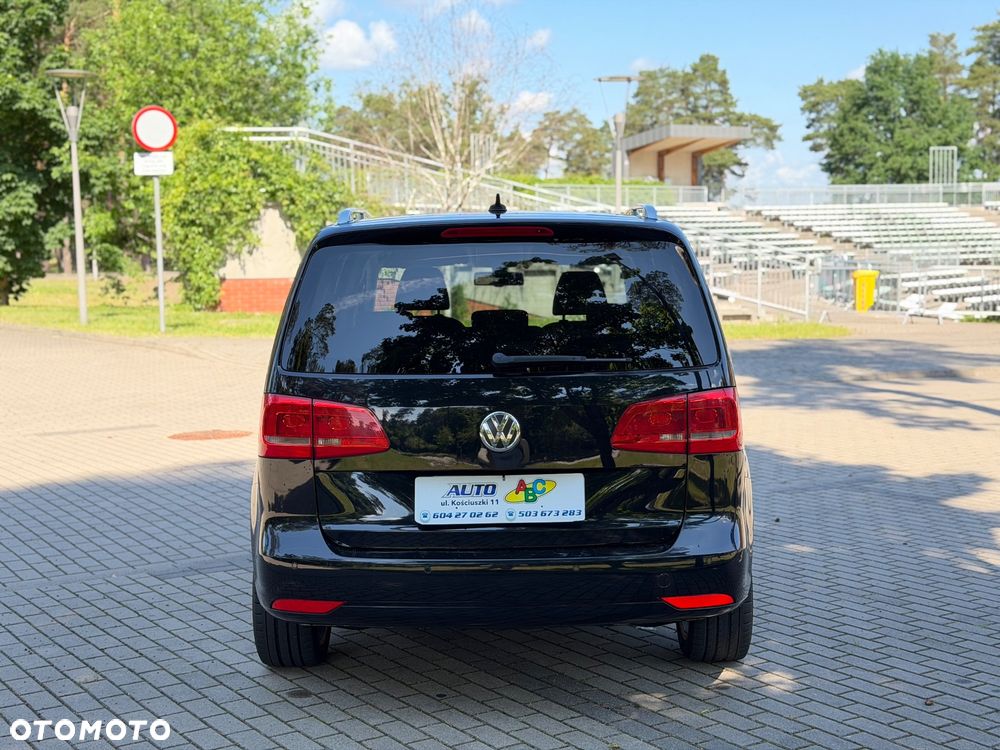 Volkswagen Touran 2.0 TDI Highline - 4