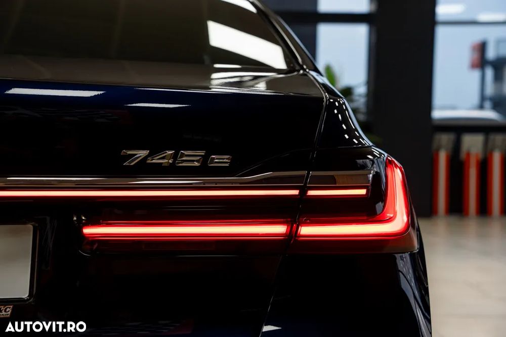 BMW Seria 7 - 20