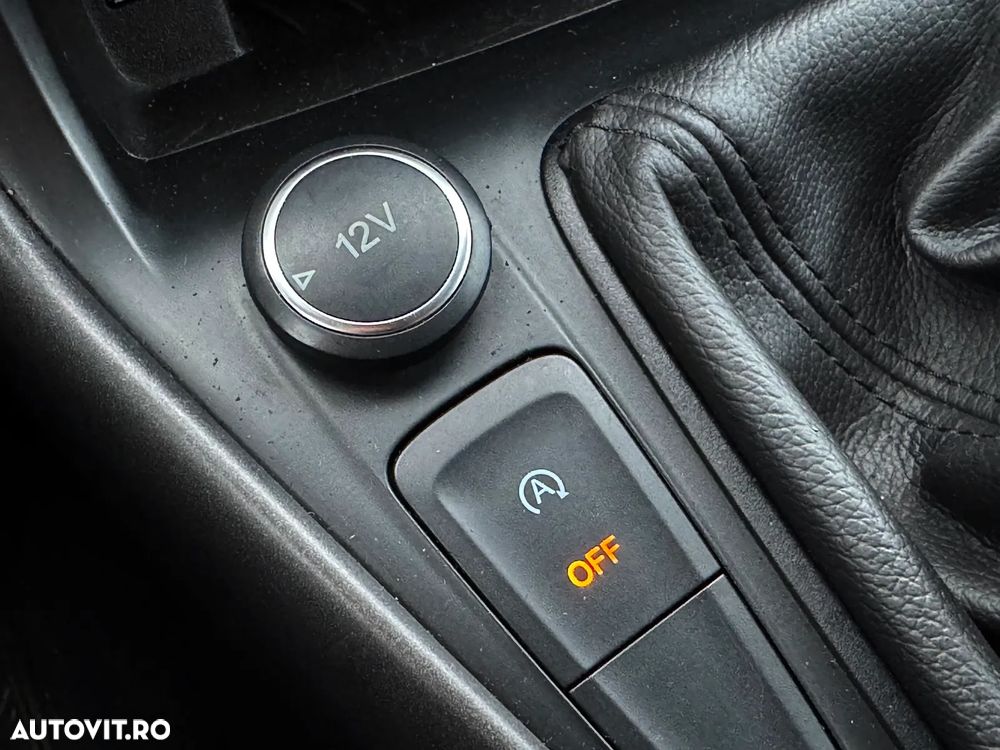 Ford Focus 1.5 TDCi Titanium - 37