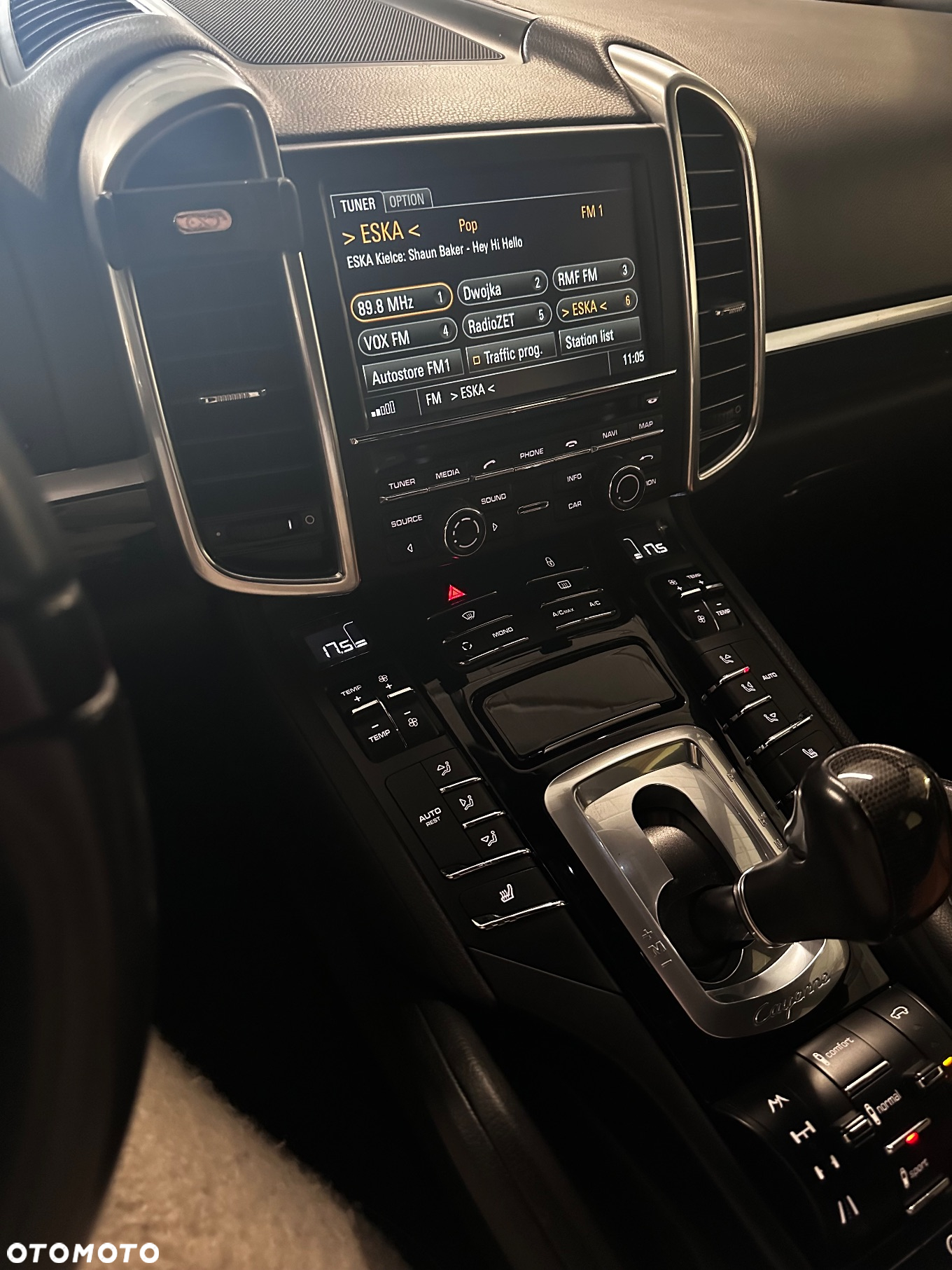 Porsche Cayenne - 10