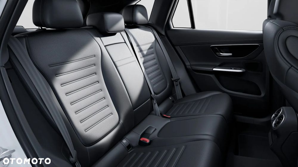 Mercedes-Benz GLC 300 d mHEV 4-Matic AMG Line - 30