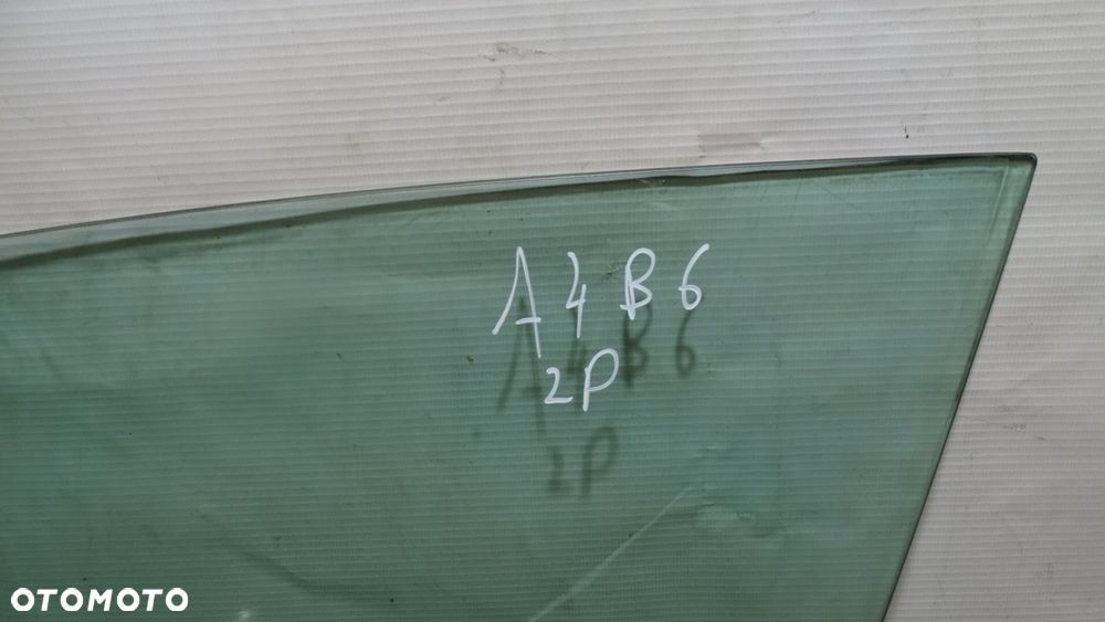 SZYBA BOCZNA LEWA PRZEDNIA DRZWI AUDI A4 B6 1.9TDI - 2