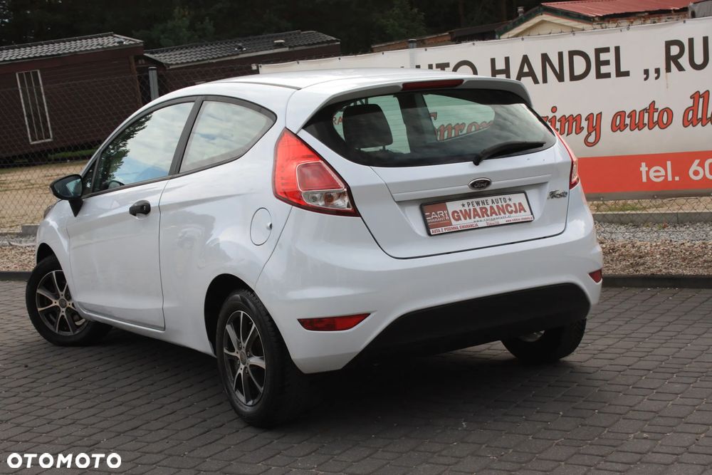 Ford Fiesta 1.25 Trend Edition - 17