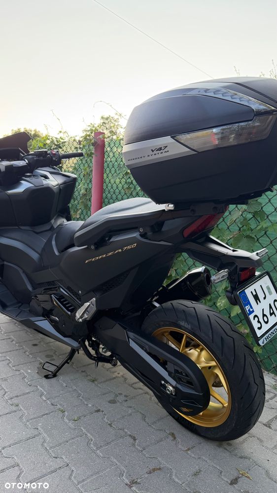 Honda NSS - 6