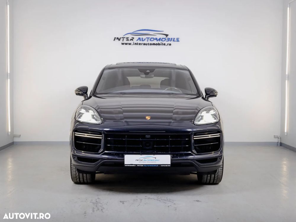 Porsche Cayenne Turbo - 3