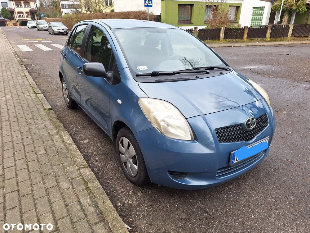 Toyota Yaris 1.0 Terra - 3