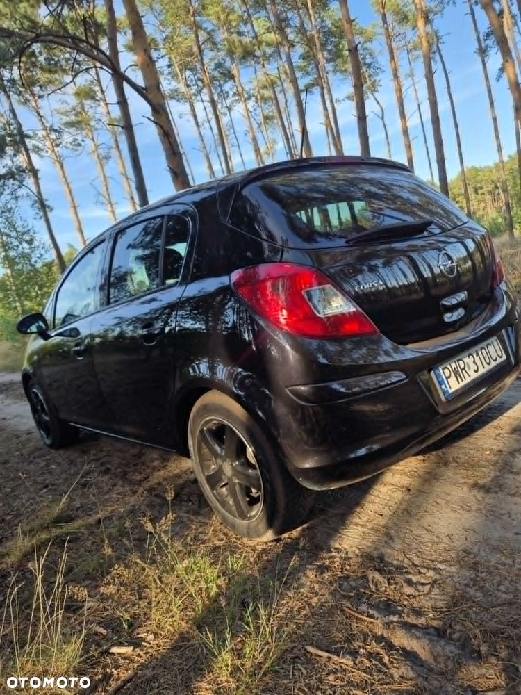 Opel Corsa 1.4 16V Cosmo - 4