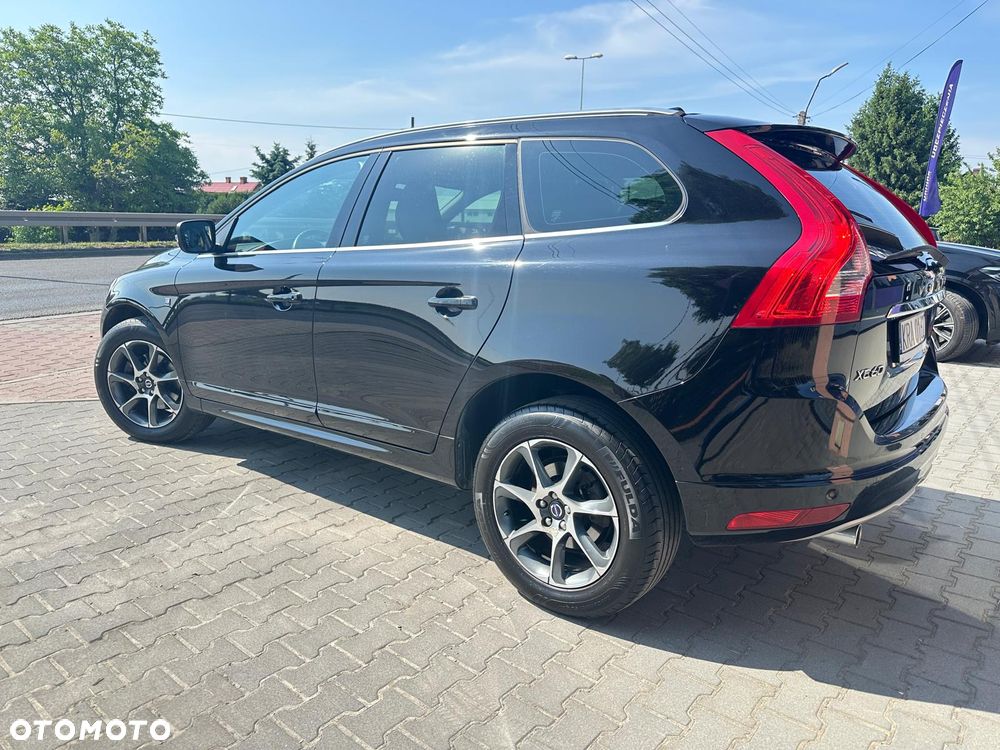 Volvo XC 60 D3 Drive-E Ocean Race - 1