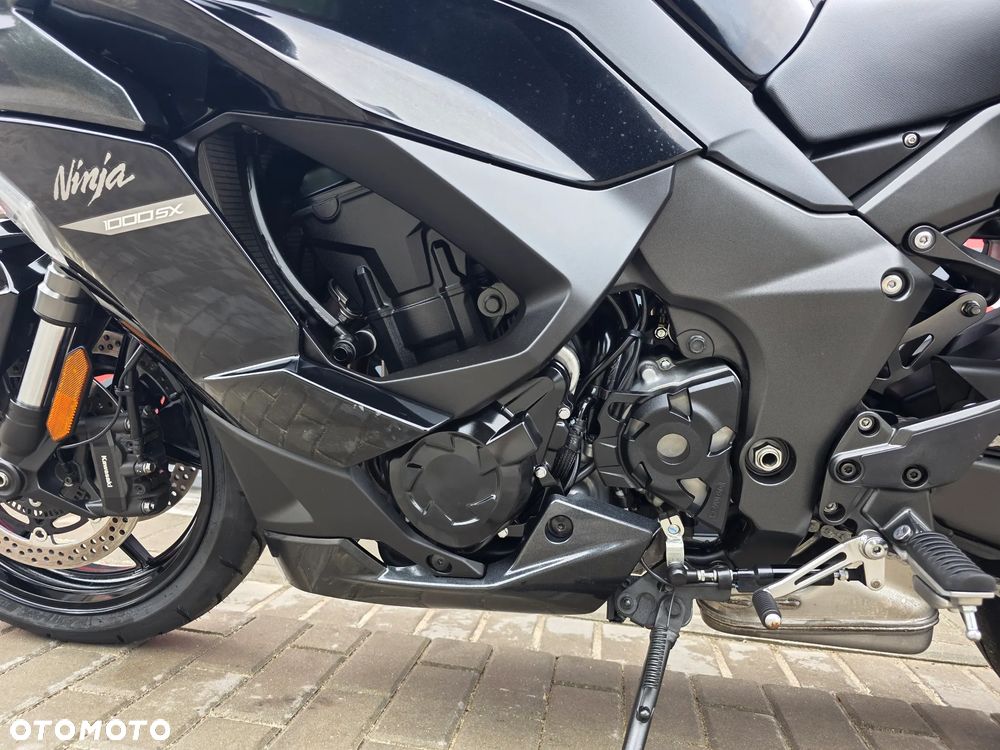 Kawasaki Ninja 1000 SX - 10