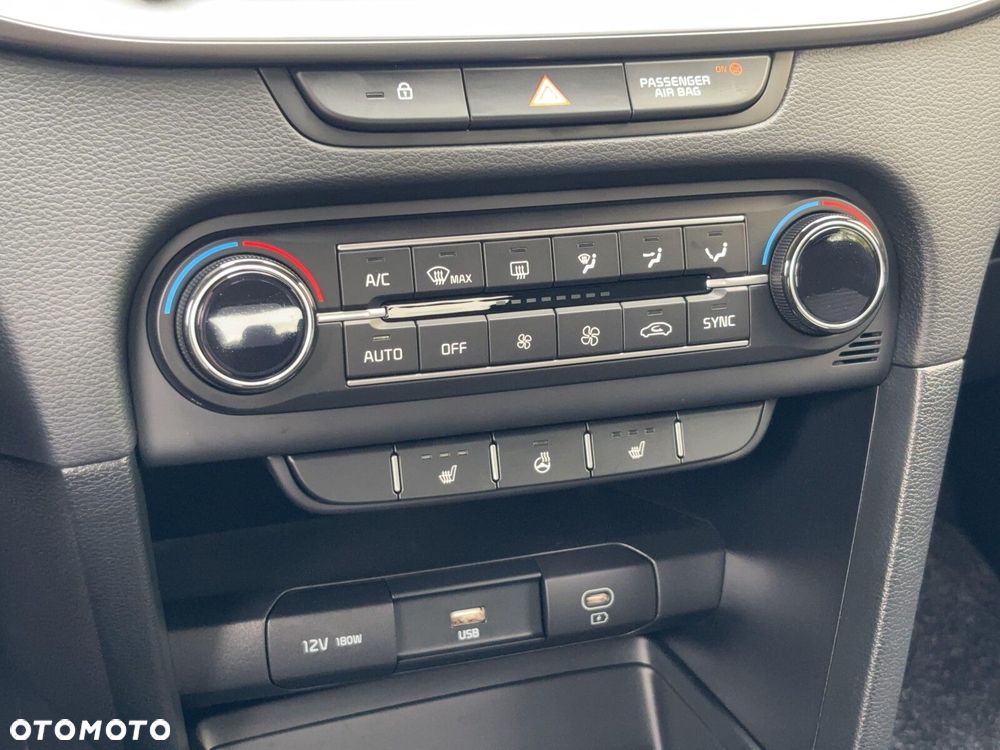 Kia XCeed 1.5 T-GDI M DCT - 26