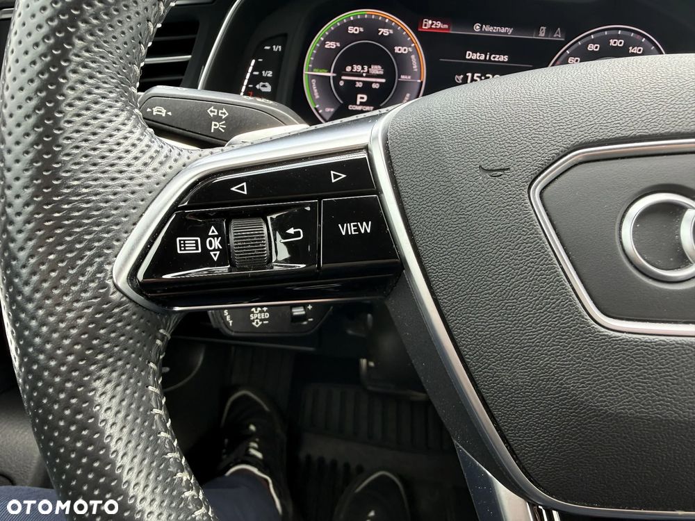 Audi A6 Avant 55 TFSI e Quattro Sport S tronic - 22