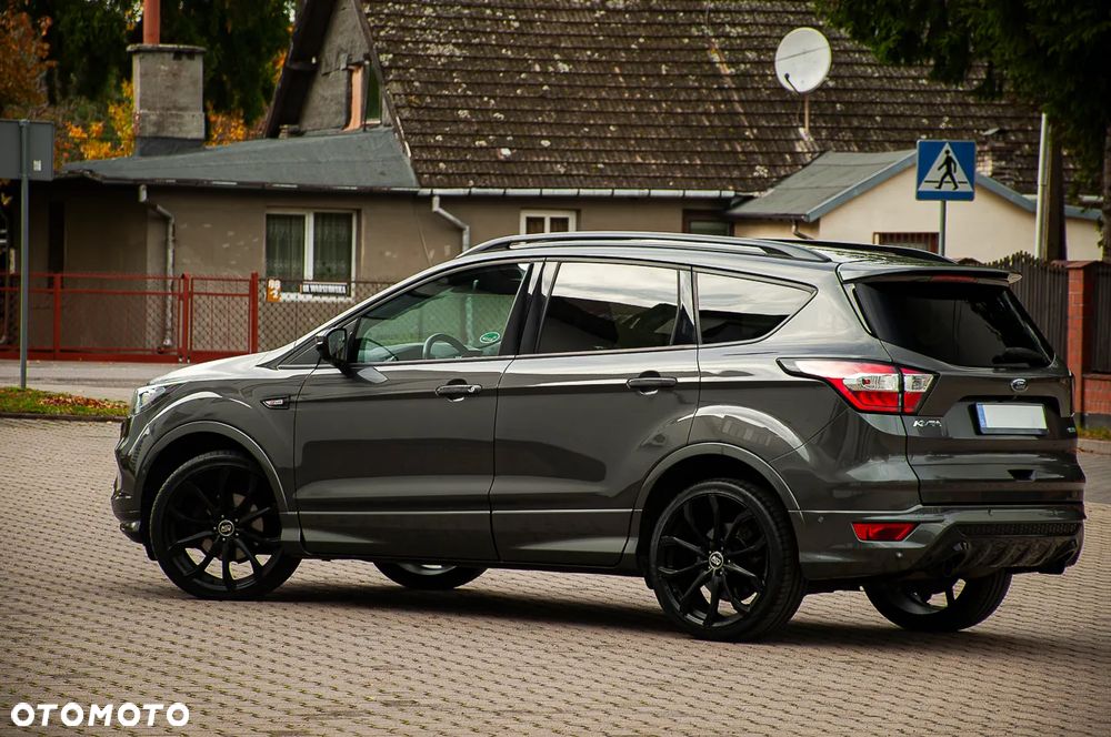 Ford Kuga - 27