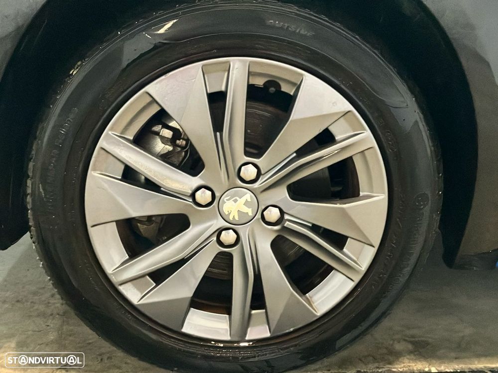 Peugeot e-208 50 kWh Allure - 9