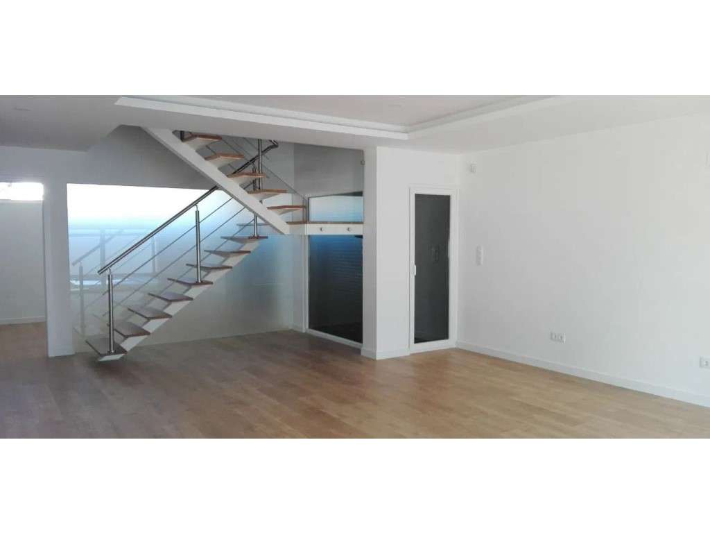 Moradia T4 Venda Almada - Grande imagem: 2/4