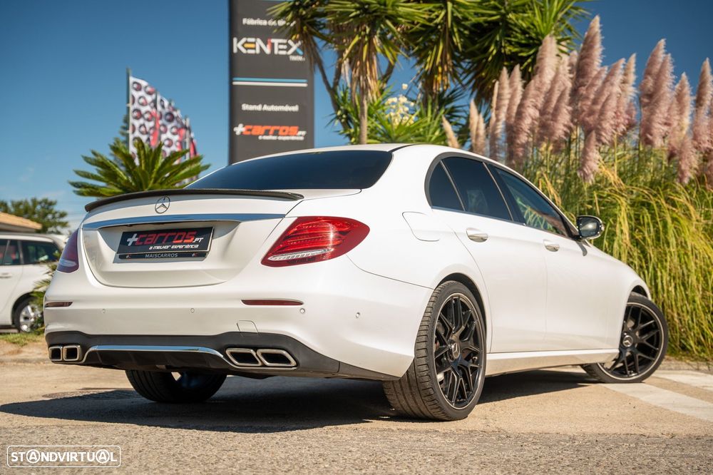 Mercedes-Benz E 220 d AMG - 6