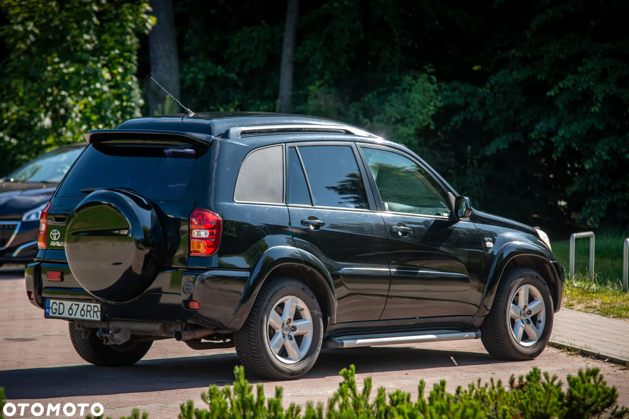 Toyota RAV4 - 4