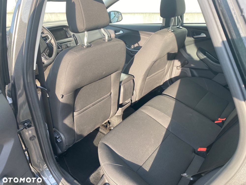 Ford Focus - 9