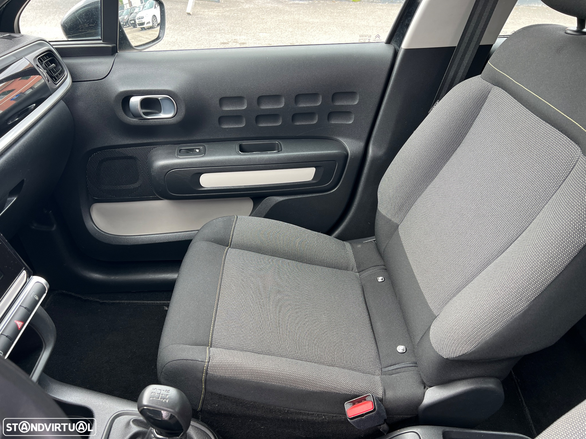 Citroën C3 1.2 PureTech Collection - 23