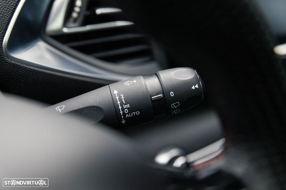 Peugeot 308 1.6 BlueHDi GT Line - 35