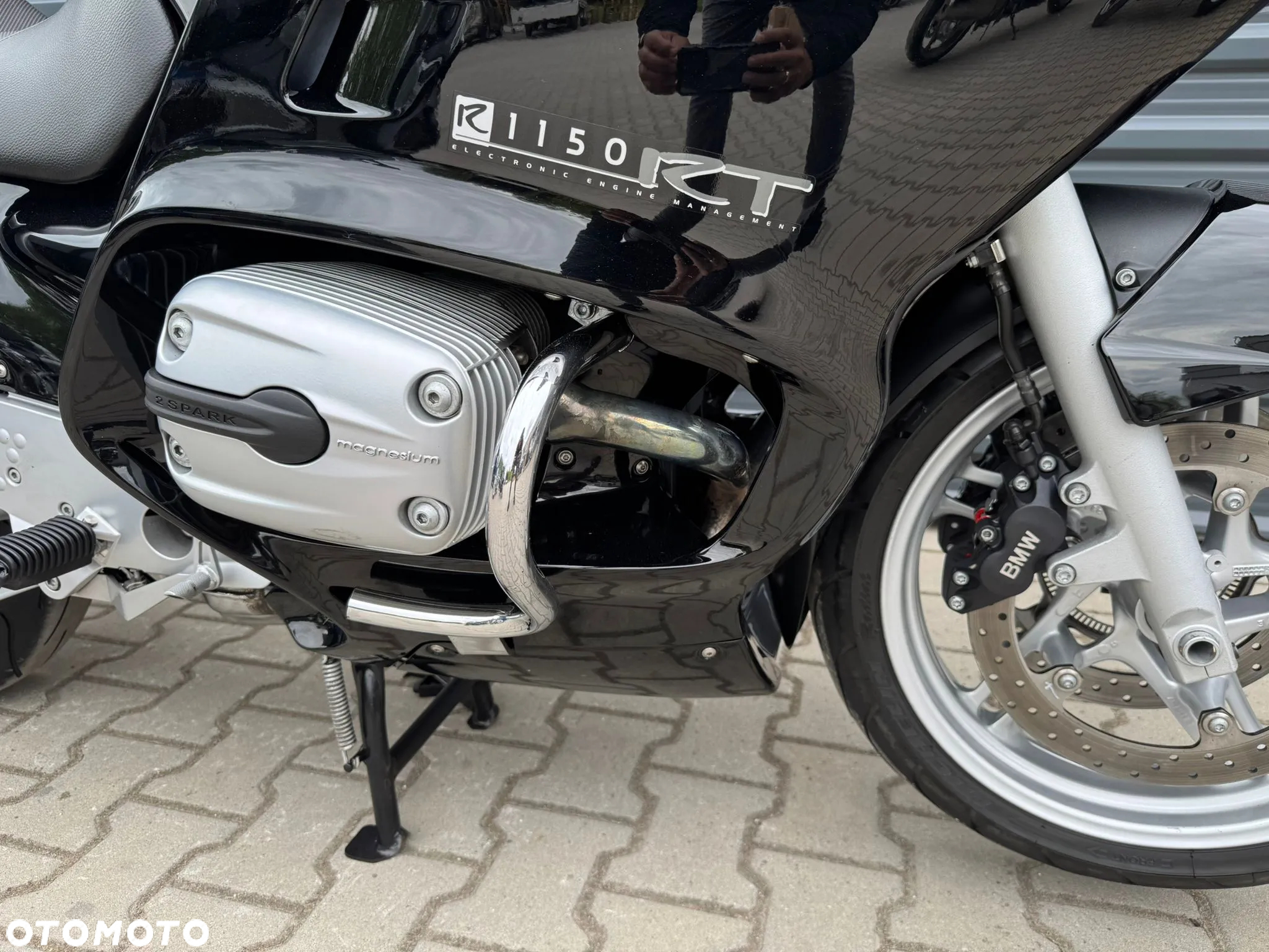 BMW R - 16