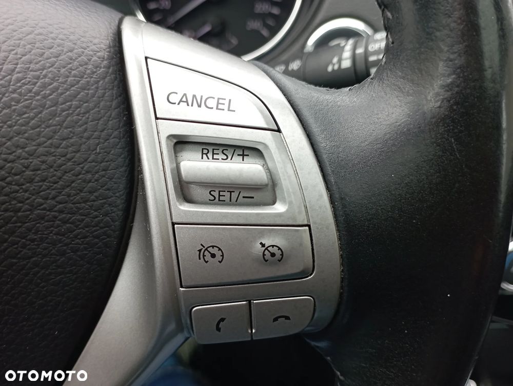 Nissan Qashqai 1.2 DIG-T N-Connecta Xtronic EU6 - 15