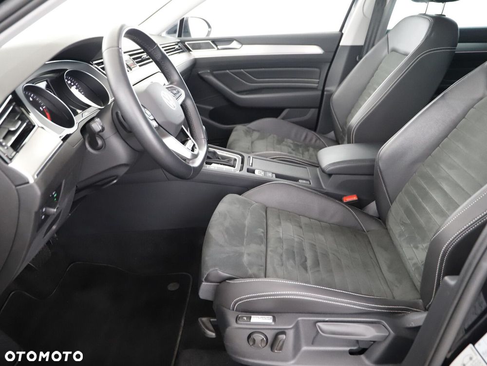 Volkswagen Passat Variant 2.0 TDI 4Mot Elegance DSG - 11