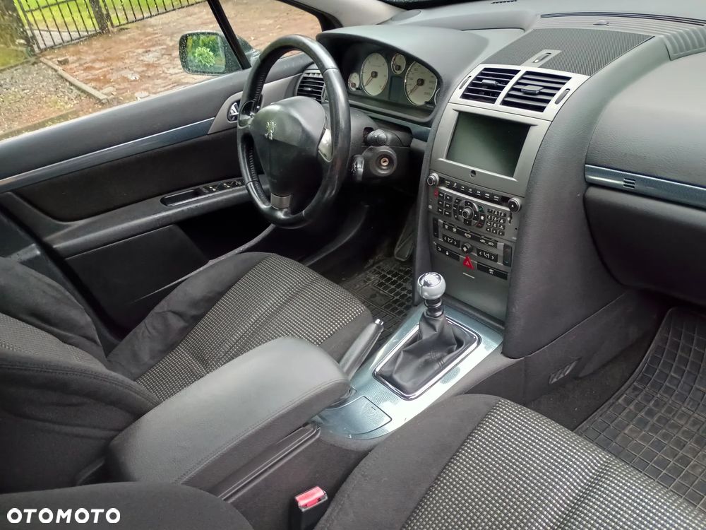 Peugeot 407 - 16