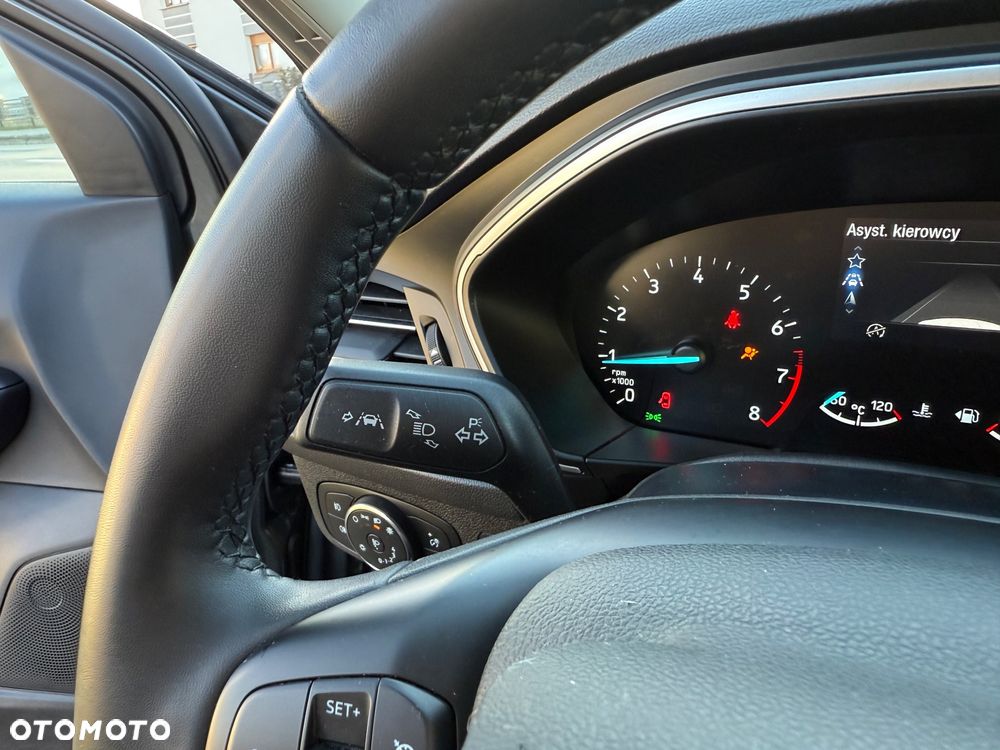 Ford Focus 1.0 EcoBoost Hybrid COOL&CONNECT - 27