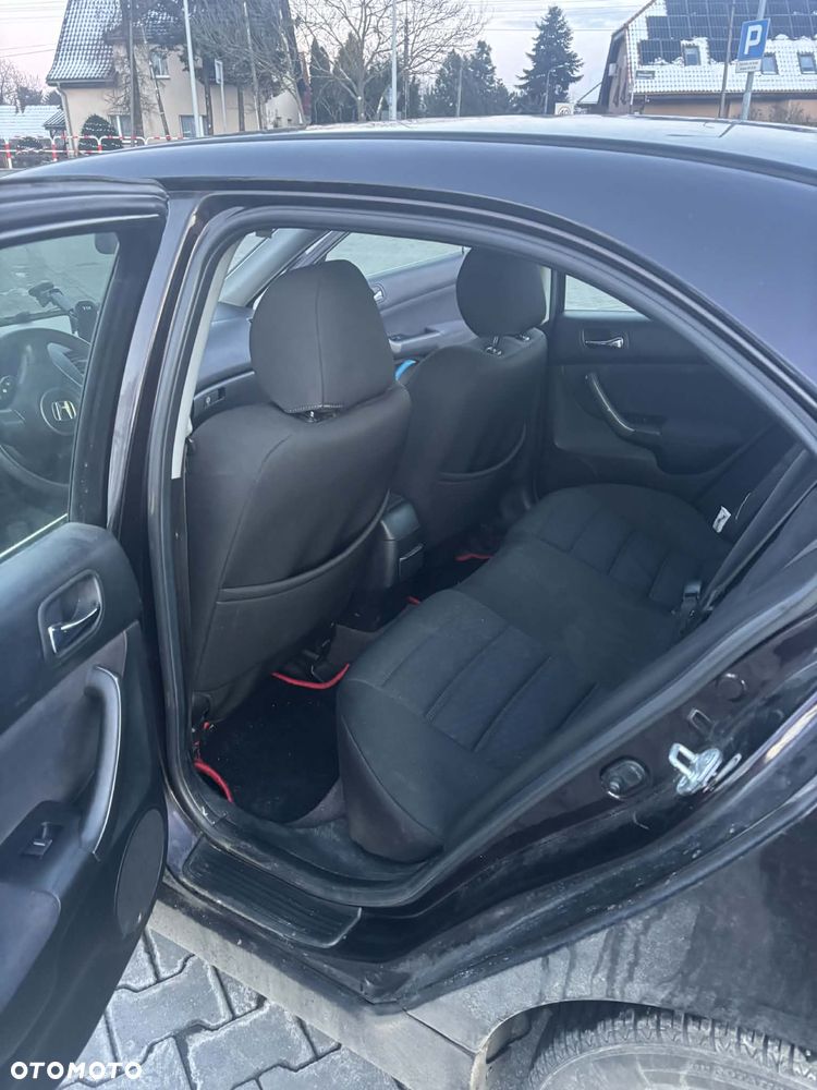 Honda Accord 2.0 Comfort - 8