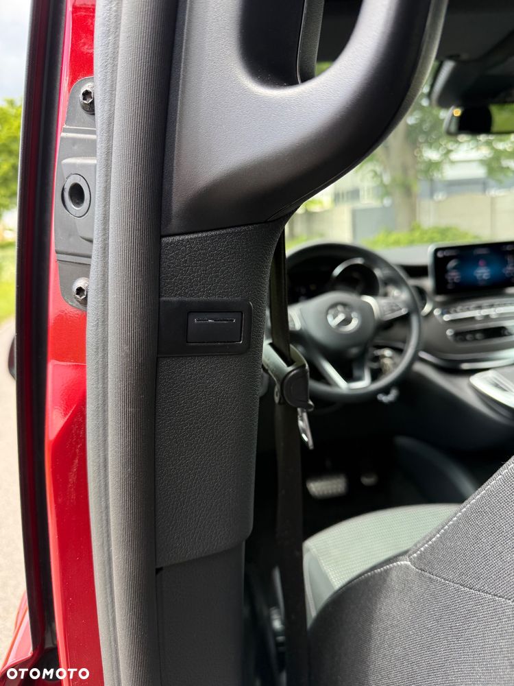 Mercedes-Benz Klasa V 250 d lang 4Matic 9G-TRONIC Avantgarde - 4