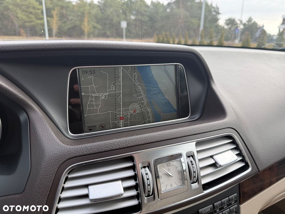 Mercedes-Benz Klasa E - 15